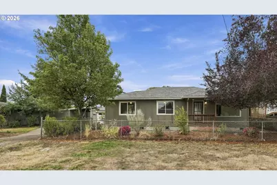 499 N 10th St, Saint Helens, OR 97051 - Photo 1