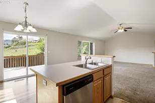 223 Armande Loop, Roseburg, OR 97471 - Photo 11