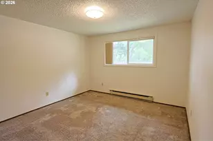 1460 Scott Ln, North Bend, OR 97459 - Photo 9
