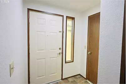 1460 Scott Ln, North Bend, OR 97459 - Photo 3