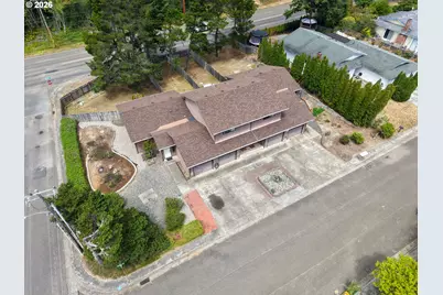 1460 Scott Ln, North Bend, OR 97459 - Photo 45