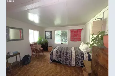 860 8th Ter, Coos Bay, OR 97420 - Photo 11