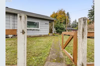 9545 N Iris Way, Portland, OR 97203 - Photo 29