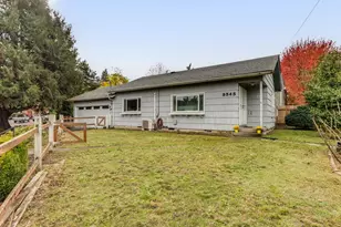 9545 N Iris Way, Portland, OR 97203 - Photo 33