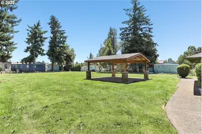 18780 Central Point Rd #F, Oregon City, OR 97045 - Photo 45