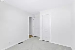 18780 Central Point Rd, Oregon City, OR 97045 - Photo 33