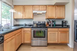 6151 SW Erickson Ave, Beaverton, OR 97008 - Photo 7