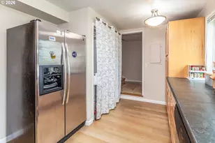 6151 SW Erickson Ave, Beaverton, OR 97008 - Photo 9