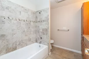 6151 SW Erickson Ave, Beaverton, OR 97008 - Photo 25