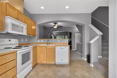 15430 SW Sparrow Loop #102, Beaverton, OR 97007 - Photo 9