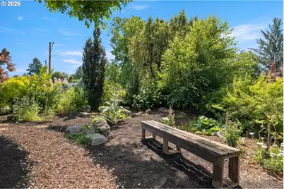 7881 SE 48th Ave, Portland, OR 97206 - Photo 33