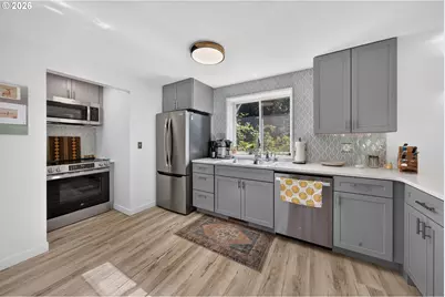 207 W 52nd Ave, Eugene, OR 97405 - Photo 9