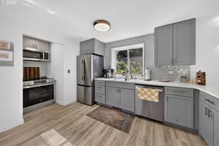 207 W 52nd Ave, Eugene, OR 97405 - Photo 9