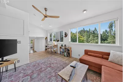 207 W 52nd Ave, Eugene, OR 97405 - Photo 17