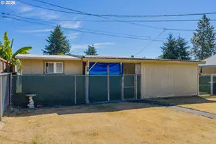 1050 N Myrtle St, Coquille, OR 97423 - Photo 29