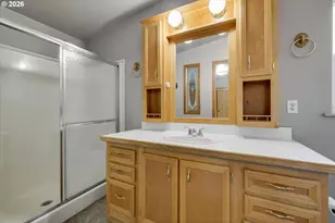 1111 SE 3rd Ave, Canby, OR 97013 - Photo 17