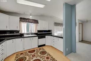 1111 SE 3rd Ave, Canby, OR 97013 - Photo 13