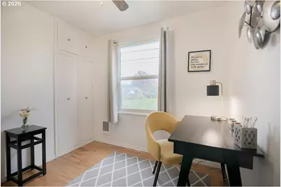 1925 28th Ave, Longview, WA 98632 - Photo 17