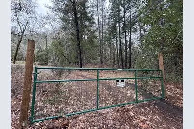 908 Riverbanks Rd, Grants Pass, OR 97527 - Photo 1