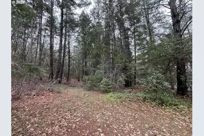 908 Riverbanks Rd, Grants Pass, OR 97527 - Photo 3