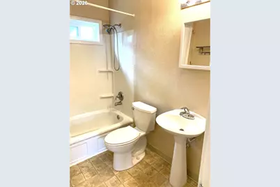 1423 S 7th Ave, Kelso, WA 98626 - Photo 17