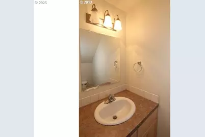 1552 E 3rd St, Newberg, OR 97132 - Photo 9