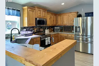 31 Manor Loop, Roseburg, OR 97471 - Photo 7