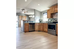 31 Manor Loop, Roseburg, OR 97471 - Photo 5