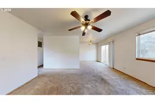 57 SW 206th Ave, Beaverton, OR 97006 - Photo 9