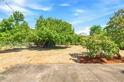 987 Baxter St, Eugene, OR 97402 - Photo 37