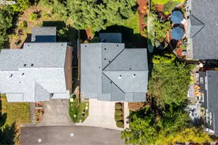 9207 SW Platinum Pl, Beaverton, OR 97007 - Photo 33