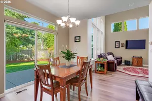 9207 SW Platinum Pl, Beaverton, OR 97007 - Photo 11