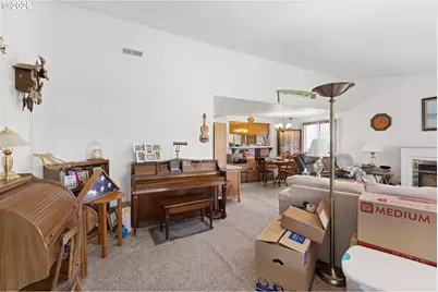 1375 NW Keasey St, Roseburg, OR 97471 - Photo 17