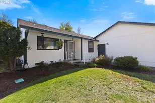 1375 NW Keasey St, Roseburg, OR 97471 - Photo 5