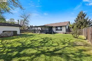 1375 NW Keasey St, Roseburg, OR 97471 - Photo 31