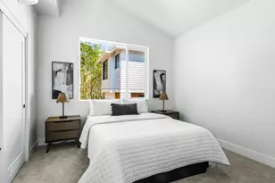 7574 SW 31st Ave, Portland, OR 97219 - Photo 9