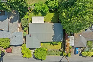 7310 SE Clay St, Portland, OR 97215 - Photo 43