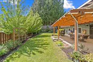 7310 SE Clay St, Portland, OR 97215 - Photo 39