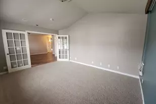 1310 Willow St, Junction City, OR 97448 - Photo 7