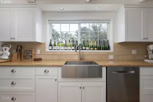 1004 SW 10th Pl, Lincoln City, OR 97367 - Photo 19