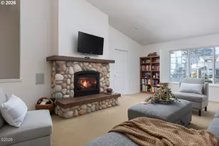 1004 SW 10th Pl, Lincoln City, OR 97367 - Photo 7