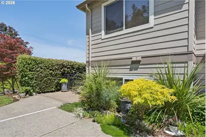 20910 Fawn Ct #1, West Linn, OR 97068 - Photo 5