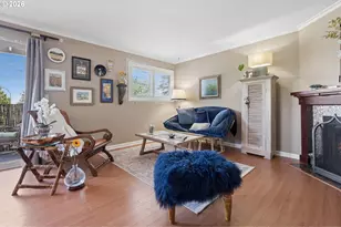 20910 Fawn Ct, West Linn, OR 97068 - Photo 9