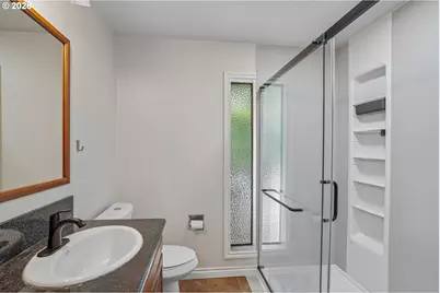 13501 NE 19th St, Vancouver, WA 98684 - Photo 17
