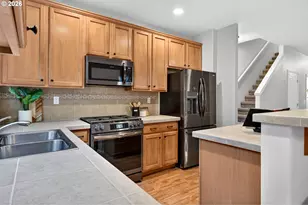 4667 SE Sandalwood St, Hillsboro, OR 97123 - Photo 5