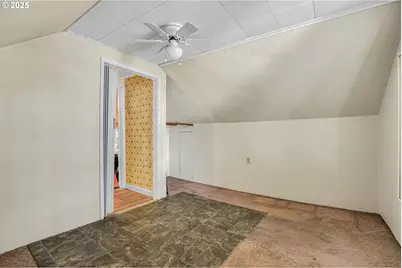 328 N 15th Ave, Cornelius, OR 97113 - Photo 31