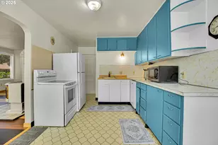 328 N 15th Ave, Cornelius, OR 97113 - Photo 9