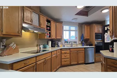 30540 Priceboro Dr, Harrisburg, OR 97446 - Photo 7