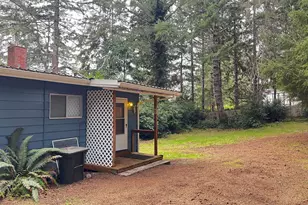 83189 Clear Lake Rd, Florence, OR 97439 - Photo 3