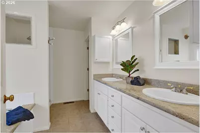 1774 River Pointe Loop, Eugene, OR 97408 - Photo 27